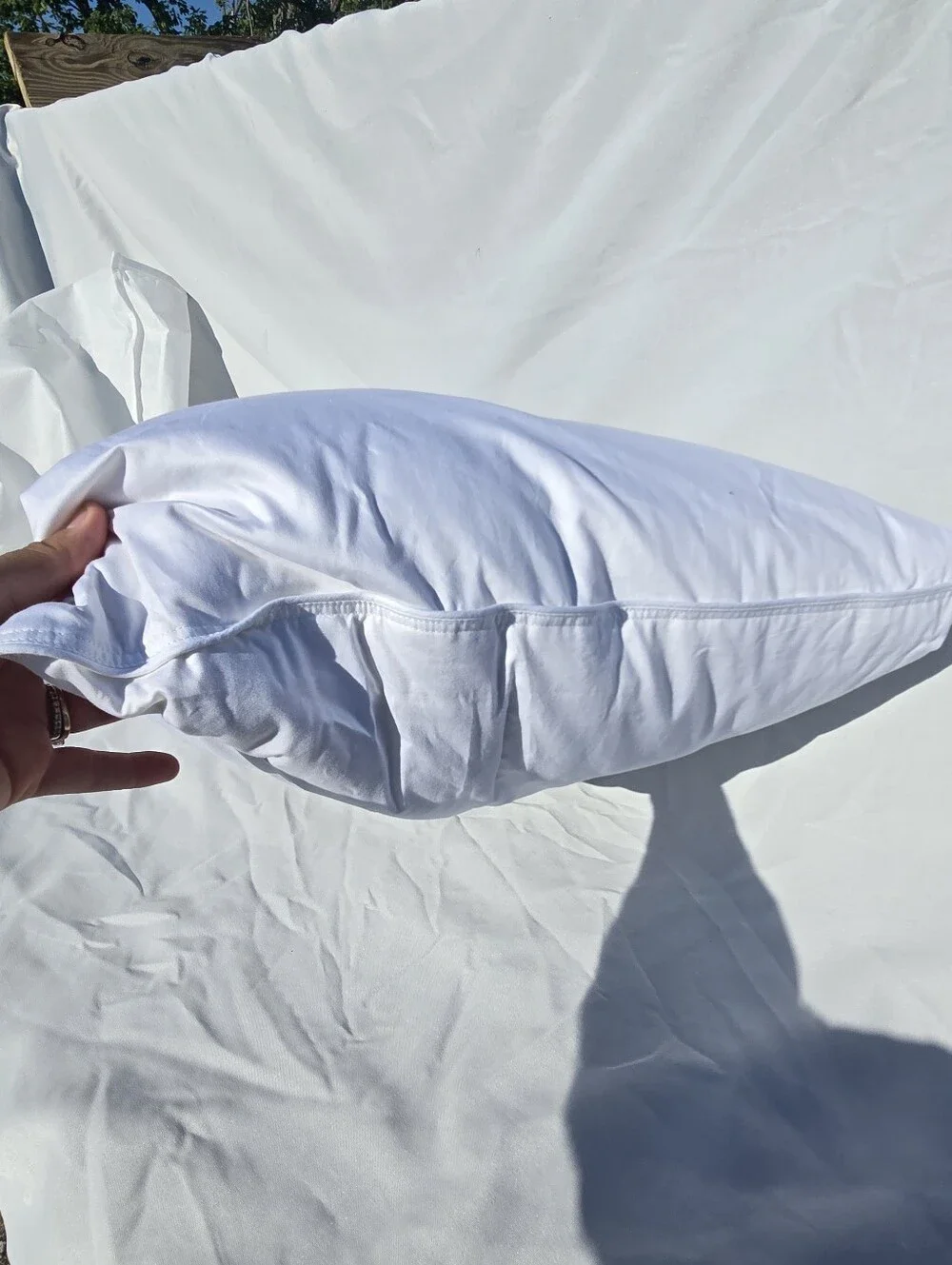 NWT Quince White Duck Down Premium Pillow Standard Medium